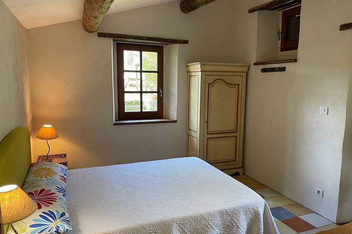 Gîte pour 2 personnes, avec terrasse à Mialet - 2