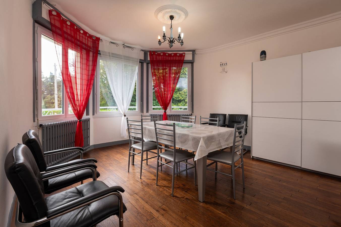 Holiday Home 'Maison Dans Le Morbihan' with Private Garden in La Chapelle-Caro, Vannes region