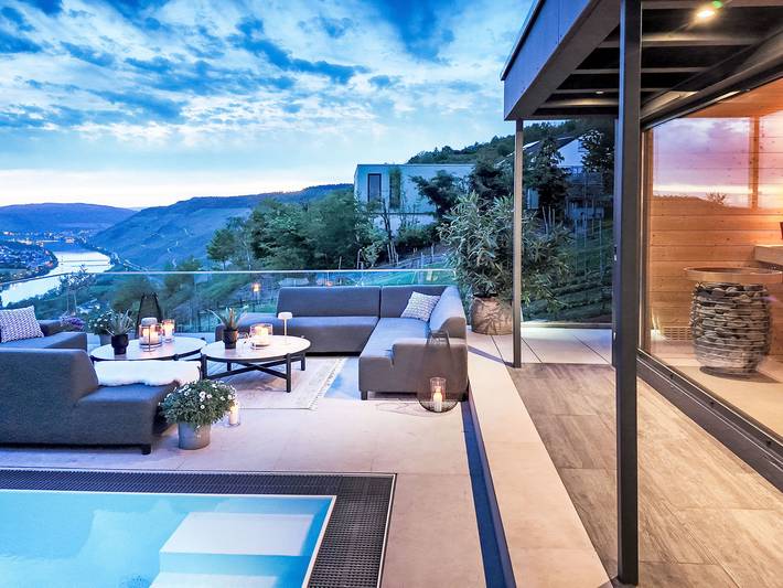 Ferienhaus für 22 Personen, mit Sauna und Terrasse sowie Garten, mit Haustier