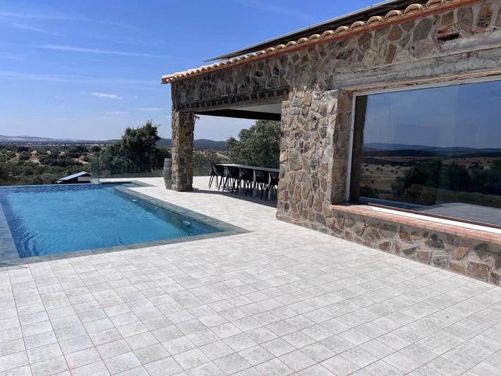 Casa rural para 18 personas, con jardín además de vistas y piscina, Se admiten mascotas - 1