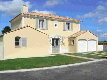 Cottage pour 10 personnes, avec terrasse ainsi que piscine et jardin, animaux acceptés à Coëx