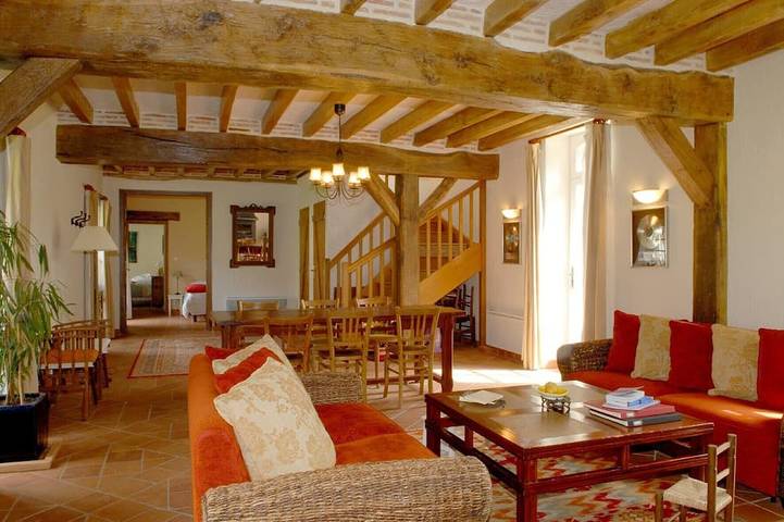 Gîte pour 38 personnes, avec jardin et piscine à Langon (Loir-et-Cher) - 2