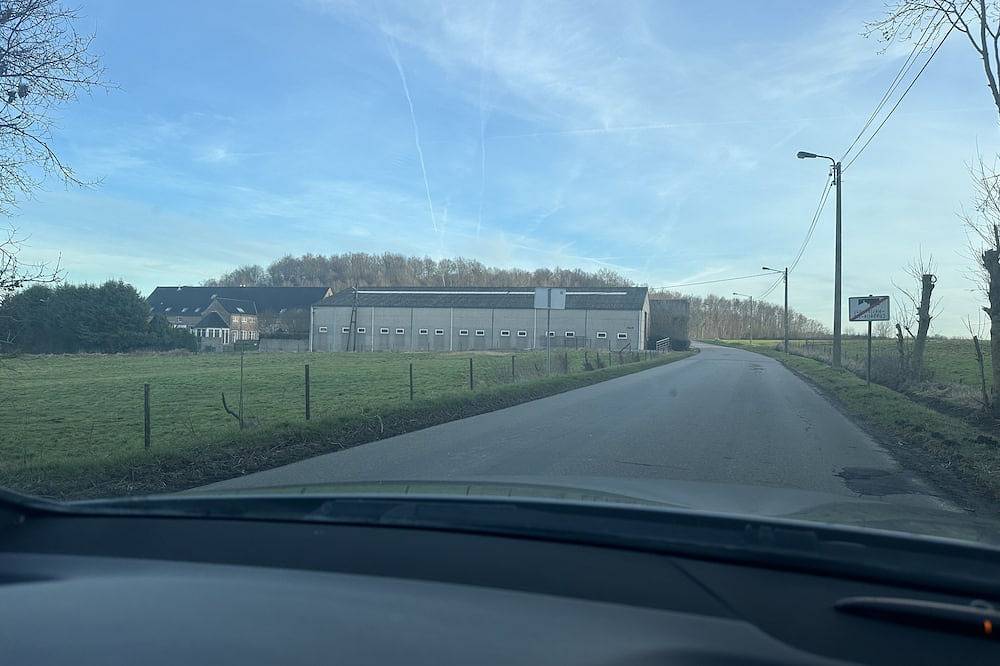 Chambres meublées à la ferme d’Herlaimontpour courts ou longs séjours in Chapelle-lez-Herlaimont, Hainaut