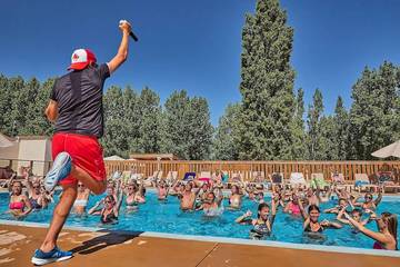 Camping pour 4 Personnes dans La Tranche-sur-Mer, Vendée, Photo 4