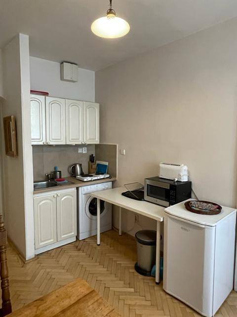 Appartamento intero, 1 Bed Flat - Sleeps 2 - Pets - Parking - Wifi in Praga, Boemia centrale