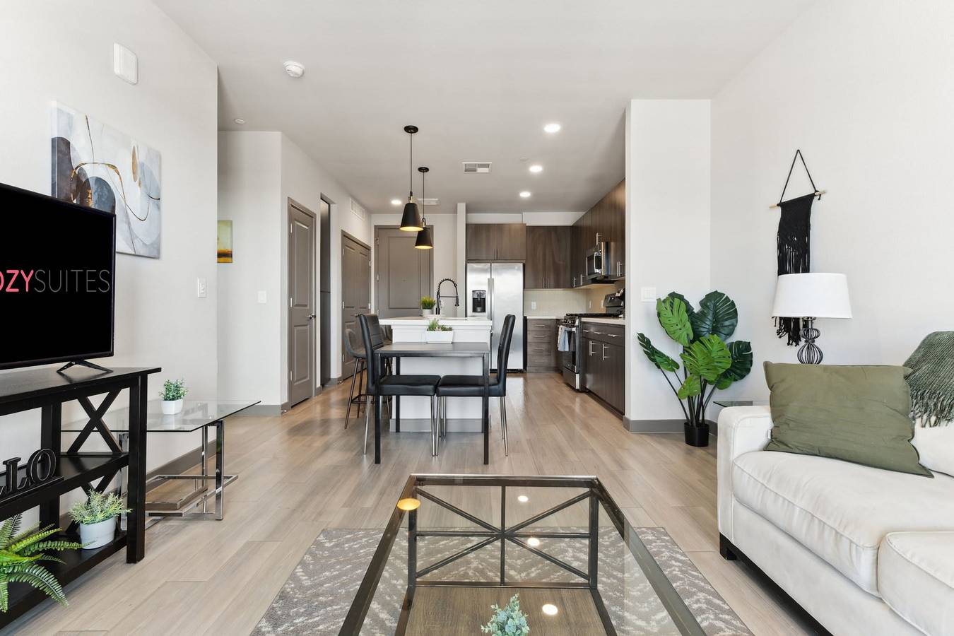 Ganze Wohnung, Cozysuites Phx Roro Gym Pool Pets Parking 16 in Phoenix, Maricopa County