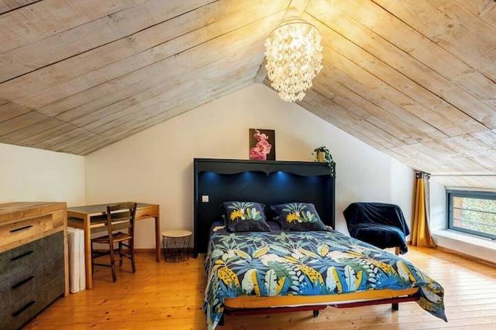 Gîte pour 6 personnes, avec terrasse et jardin à Montreuil-Bellay - 4