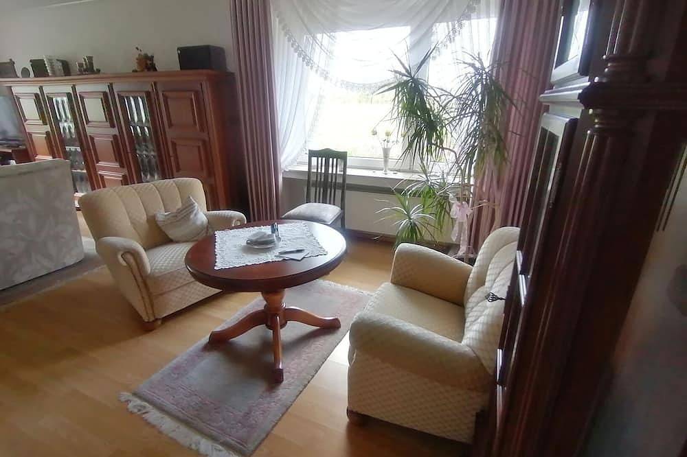 Ganze Wohnung, Ruhige, renovierte Ferienwohnung im Grünen auf Feuerland -Dortmund- in Dortmund, Ruhrgebiet