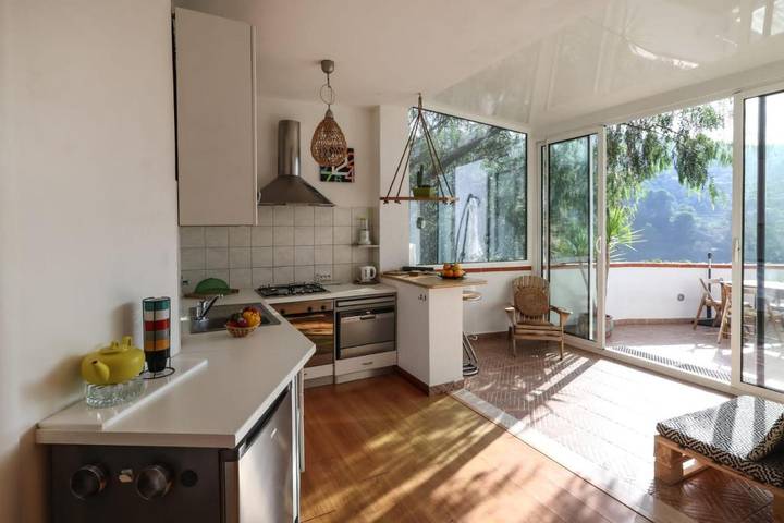 Appartement de vacances pour 3 personnes, avec Balcon ainsi que Terrasse et Vue