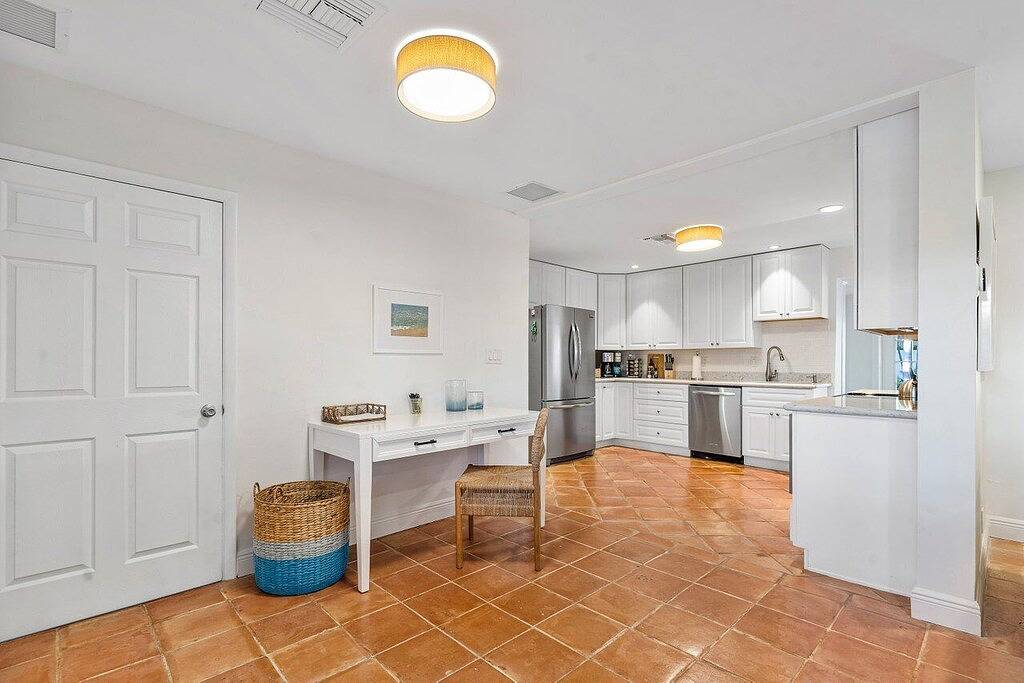 Spacious Private Pool Oasis in Delray Beach, Palm Beach County