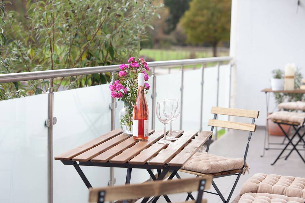 Ganze Wohnung, Schöne und moderne Ferienwohnung inmitten von Nationalpark Eifel. in Gemünd, Rureifel (Nordrhein-westfalen)