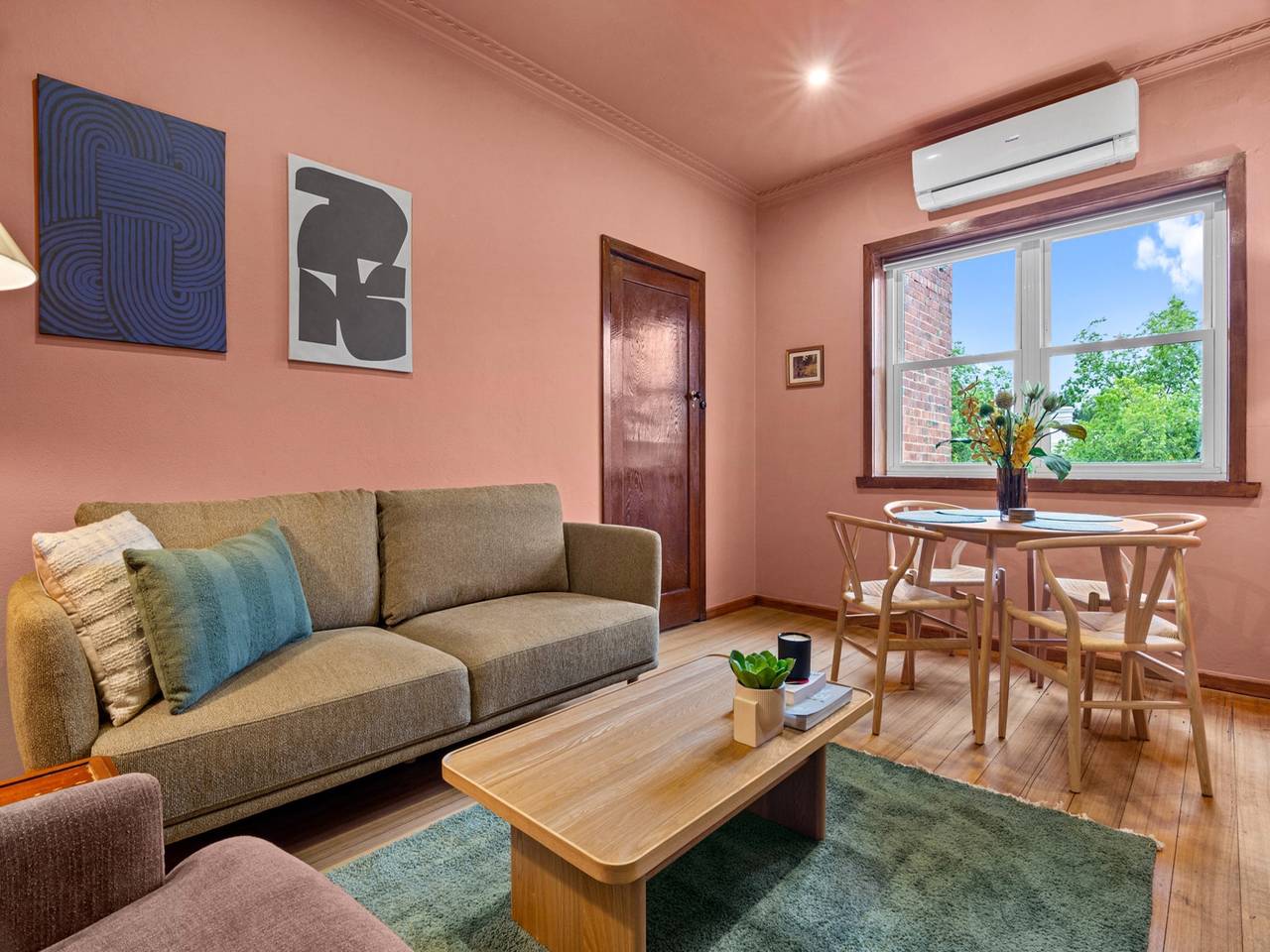 Entire apartment, Stylish 1 Bed Apartment in East Melbourne in East Melbourne, Melbourne