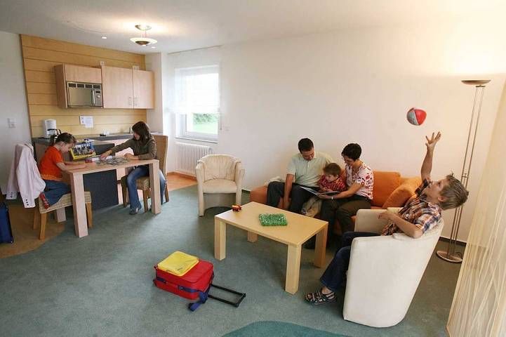 Apartmenthotel für 6 Personen, mit Balkon und Garten sowie Sauna in Bad Dürrheim