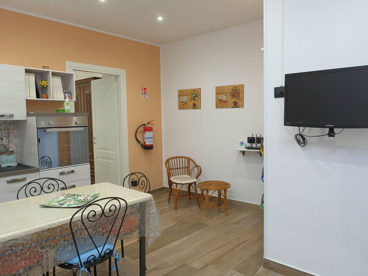 Apartamento entero, Apartamento en primera línea de playa con aire acondicionado y wifi, a 300 m de la playa in Cefalú, Cefalù (Municipio)