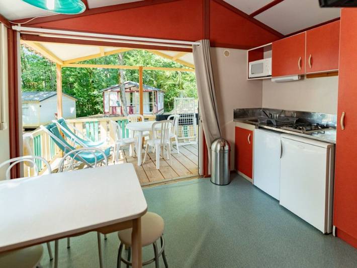 Gîte pour 6 personnes, avec terrasse et piscine à Beaumont-du-Périgord - 4