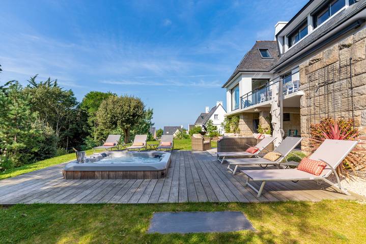 Maison de vacances pour 8 personnes, avec Vue sur l’océan et Balcon ainsi que Jacuzzi et Terrasse à Fréhel