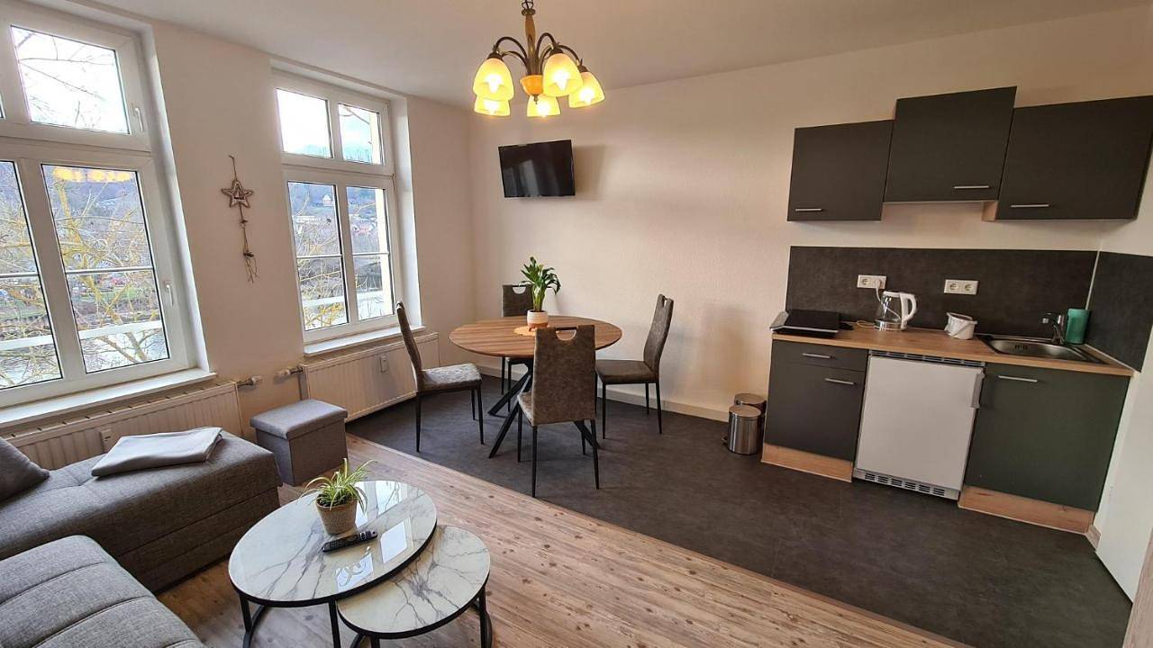 Ganze Wohnung, One-Bedroom Apartment in Naumburg, Saale-Unstrut