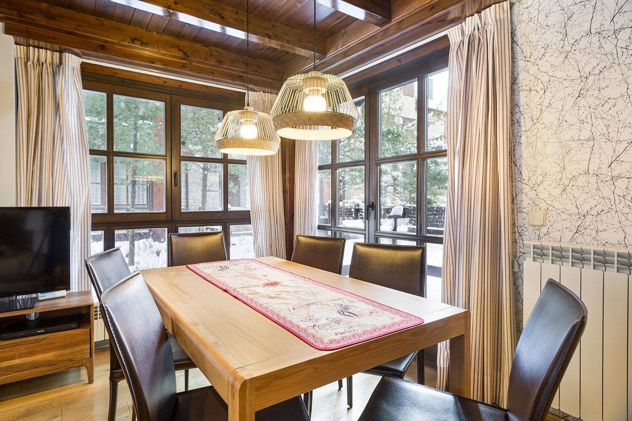 Appartement entier, Appartement de vacances pour 6 personnes avec terrasse in Baqueira, Naut Aran