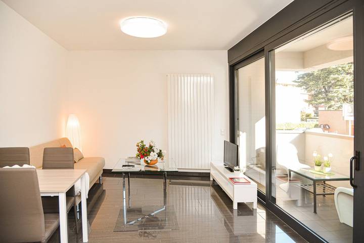 Ferienwohnung für 2 Personen, mit Ausblick und Balkon/Terrasse in Lugano - 4