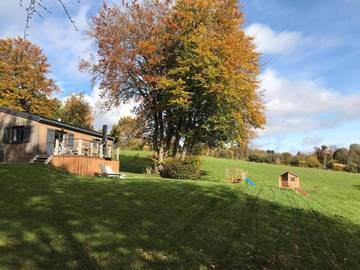 Maison de campagne pour 4 personnes, avec jardin et vue, animaux acceptés dans Longfaye