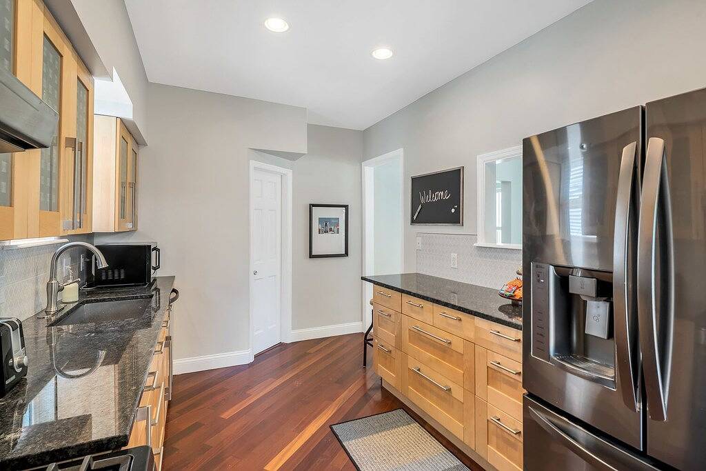 Incredible 3 bed Oakley Square Charmer! Enjoy everything Oakley! Best location! in Cincinnati, Hamilton County (OH)