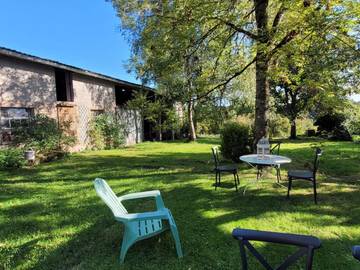 Chambre d’hôte pour 2 personnes, avec vue et terrasse dans Neufchâteau