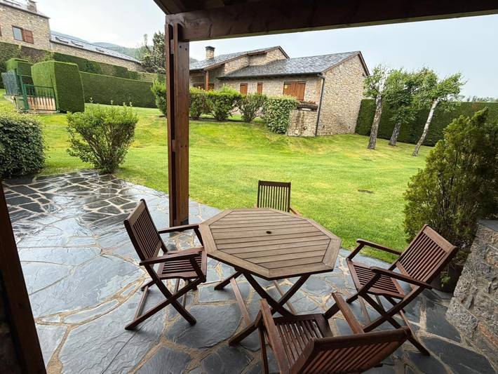 Casa de vacaciones para 9 personas, con jardín y piscina, Se admiten mascotas - 1