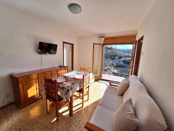 Gîte pour 4 personnes, avec balcon et vue à Bagà - 4