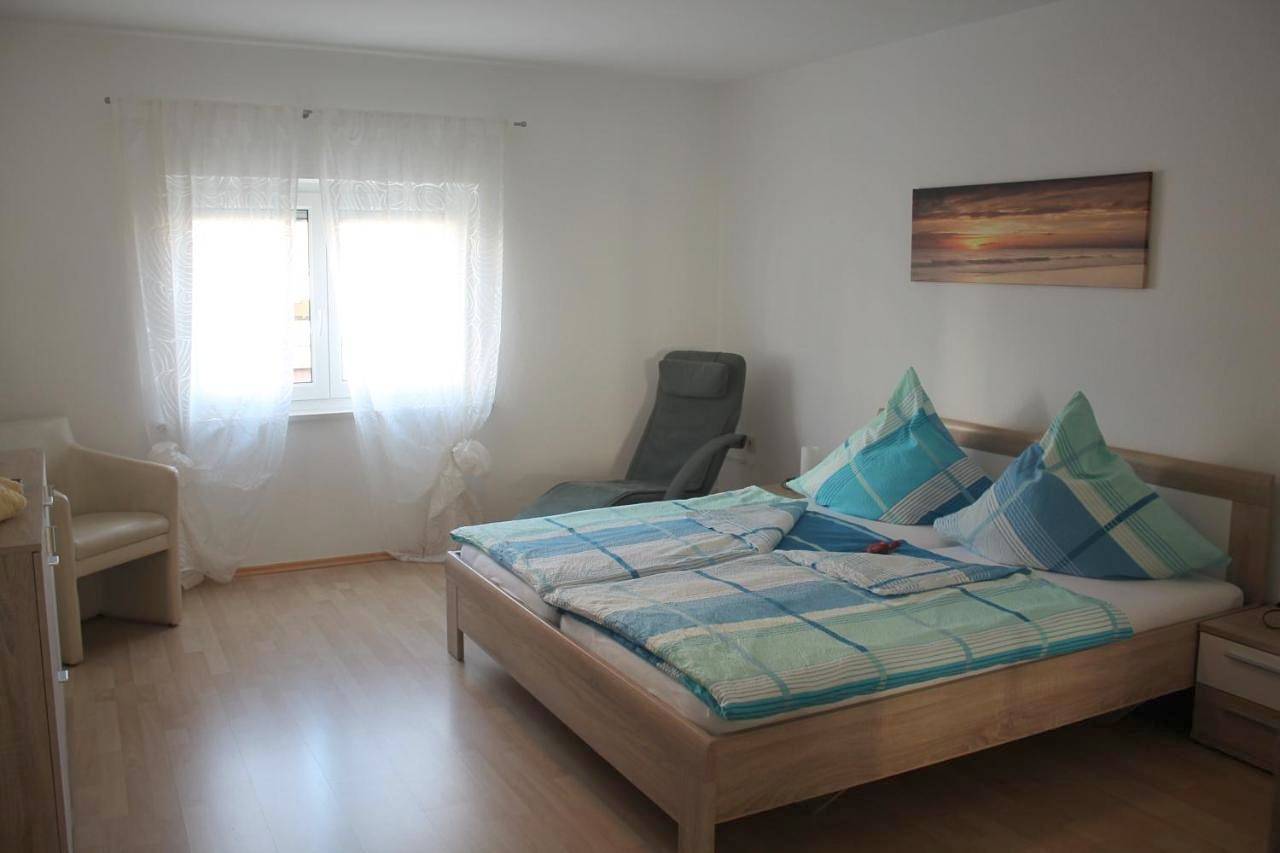 Ganze Wohnung, Two-Bedroom Apartment in Straubing, Ostbayern