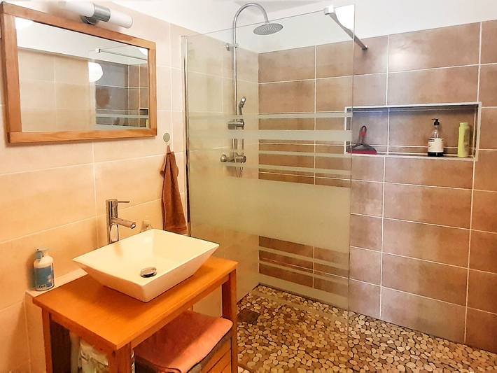 Gîte pour 2 personnes, avec terrasse aux Avirons - 4