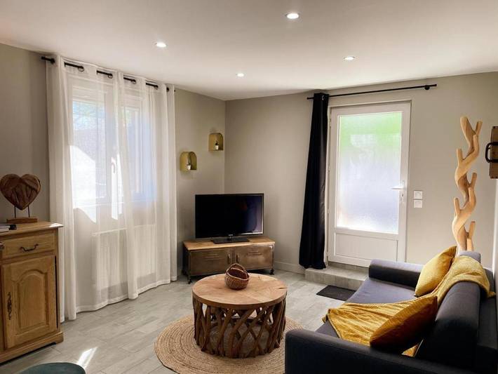 Location de vacances pour 2 personnes, avec jardin et terrasse à Villeny - 4