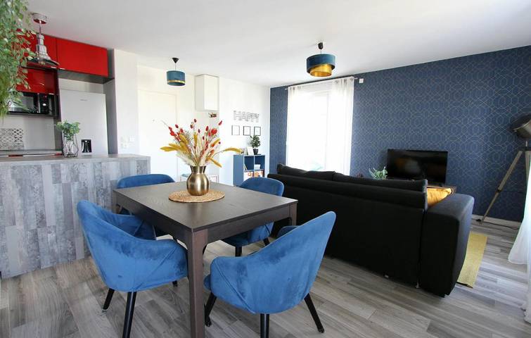 Ferienwohnung für 4 Personen, mit Balkon und Terrasse sowie Ausblick und Seeblick in Disneyland Paris - 2