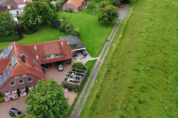 Ferienwohnung für 4 Personen, mit Garten in Friederikensiel