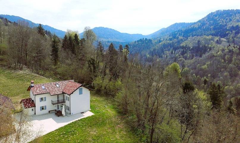Ferienhaus für 8 Personen, mit Garten und Balkon sowie Sauna