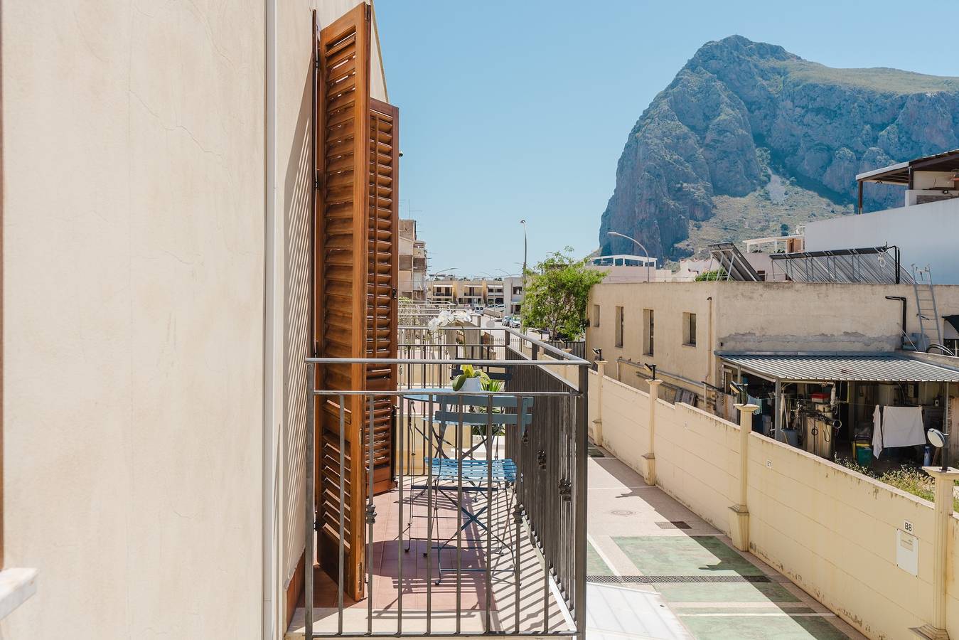 Apartamento entero, Apartamento 'Kairos' con piscina compartida, Wi-Fi y aire acondicionado in San Vito Lo Capo, Provincia de Trapani
