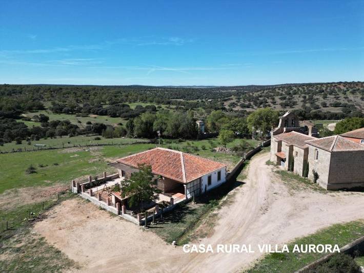 Casa rural para 4 personas, con piscina y terraza además de jardín y vistas en Comarca de Vitigudino - 2