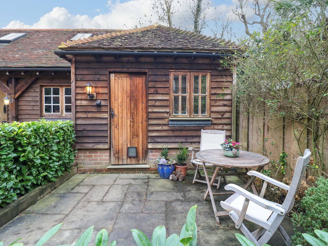 The Hayloft - Beautiful Barn Stay in Charing, Ashford region