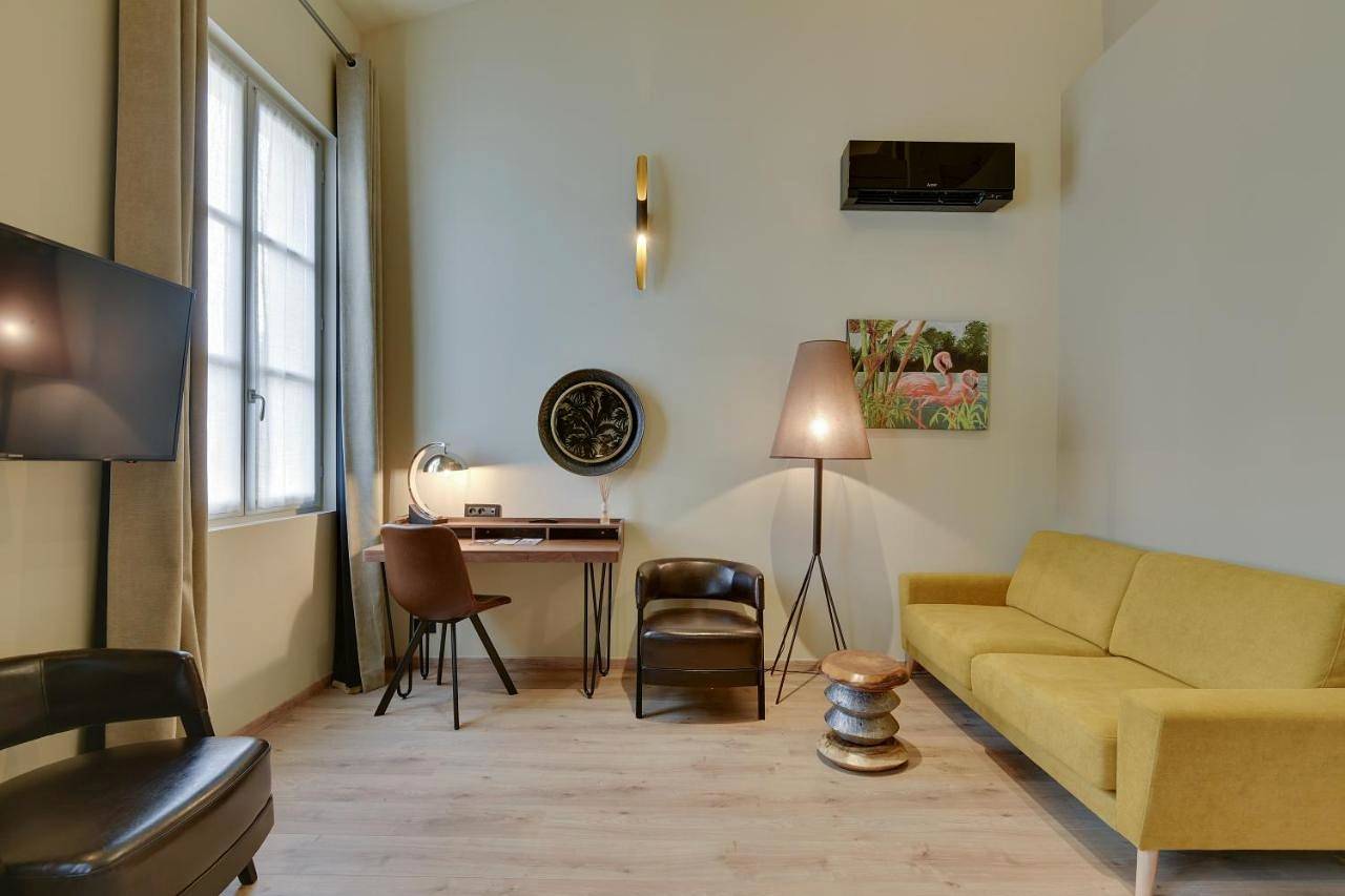 Villa Erizio Aparthotel - a bucolic and urban break in Burdeos, Región de Burdeos