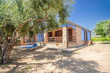 Gîte pour 6 personnes, avec jardin et balcon dans Cardedu