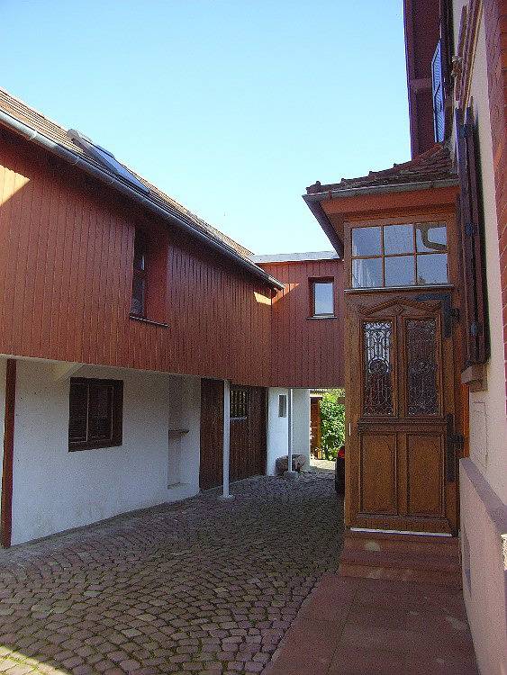 B&B Au Petit Ruisseau - Chambre Auguste in Plobsheim, Région de Strasbourg