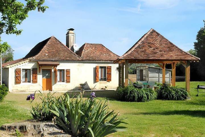 Location de vacances pour 5 personnes, avec jardin à Piets-Plasence-Moustrou