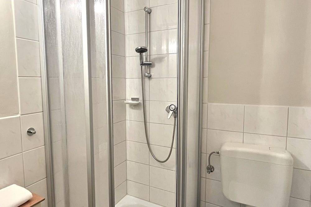 Appartement entier, Fine apartment with terrace close to the lake in Bad Wiessee, Alpes bavaroises