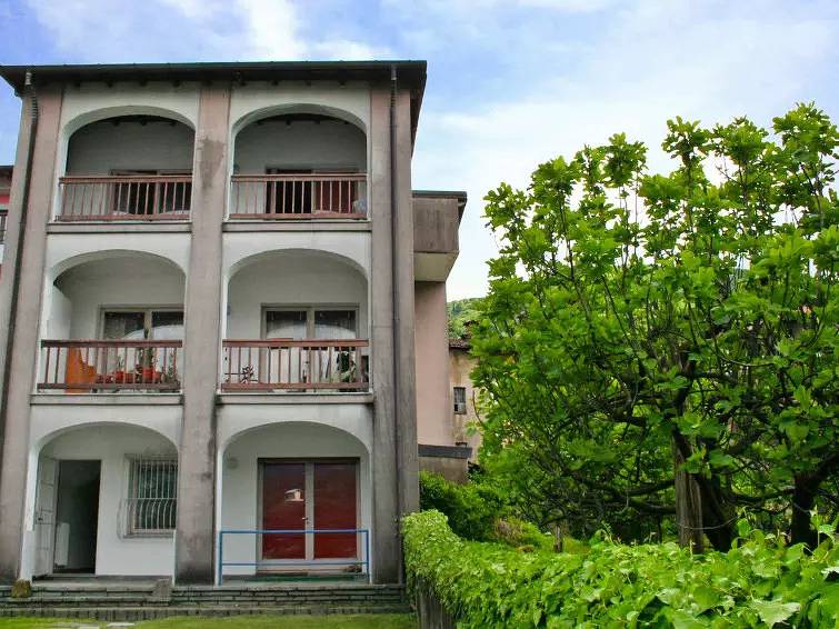 Ganze Wohnung, 3 Zimmer 5 Personen in Lavena Ponte Tresa, Luganer See (Lombardei)