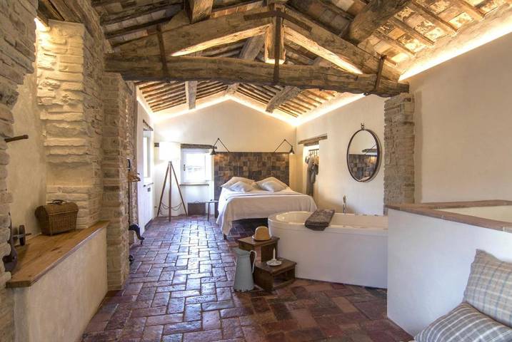 B&b per 4 persone, con Idromassaggio e Terrazza nonché Panorama a Castiglion Fiorentino