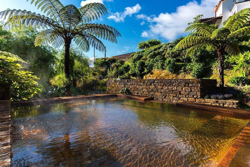 Holiday Home in Ribeira Quente – 5 Minutes from the Thermal Waters in Isla de San Miguel, Ribeira Quente