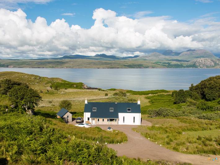 Glamping for 6 people, with garden the Highlands