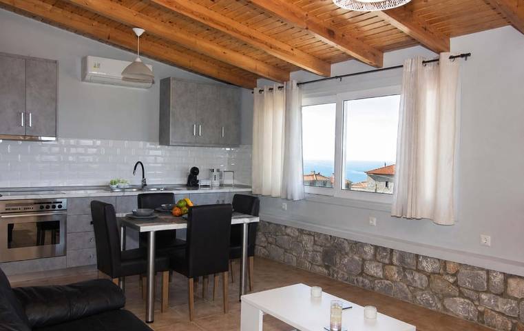 Gîte pour 4 personnes, avec Jardin dans Stoupa - 3