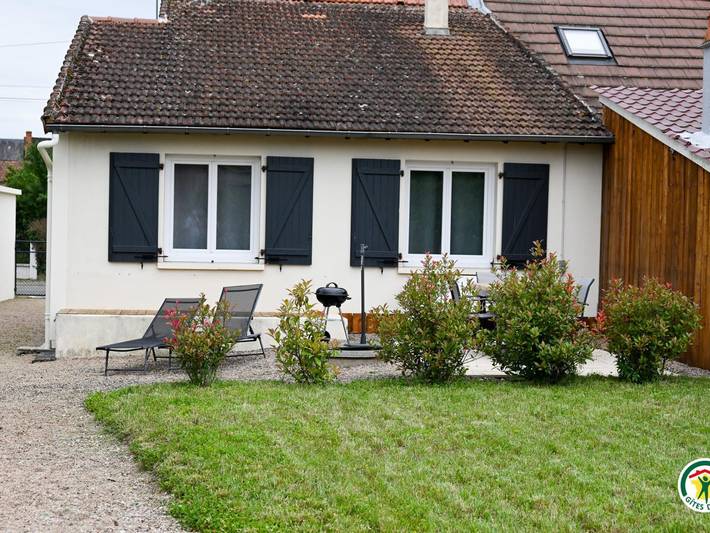 Gîte pour 4 personnes, avec jardin à Villeneuve-sur-Allier