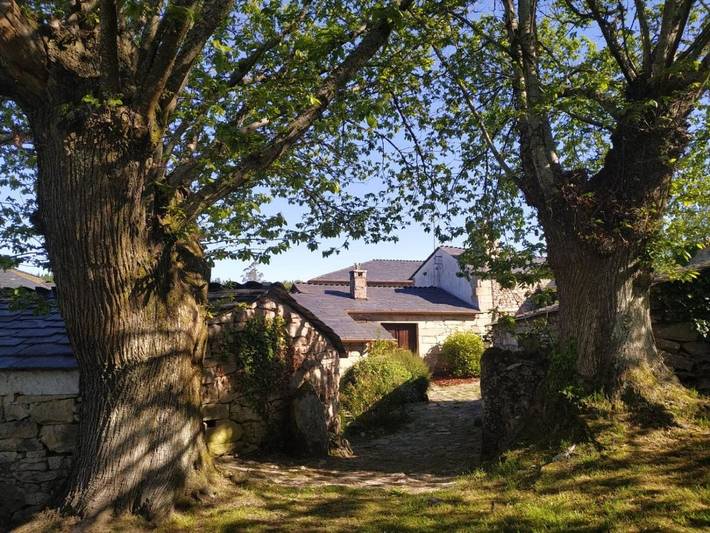 Casa rural para 3 personas, con Balcón y Terraza además de Jardín y Vistas en Provincia de Lugo - 2