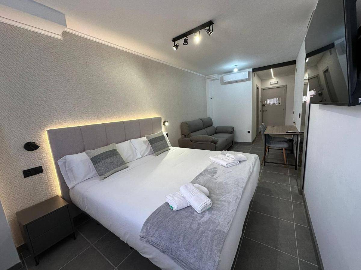 Triple Room in Vinaròs, Costa del Azahar